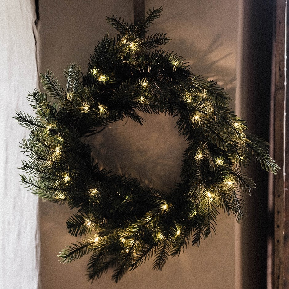 Wreaths & garlands